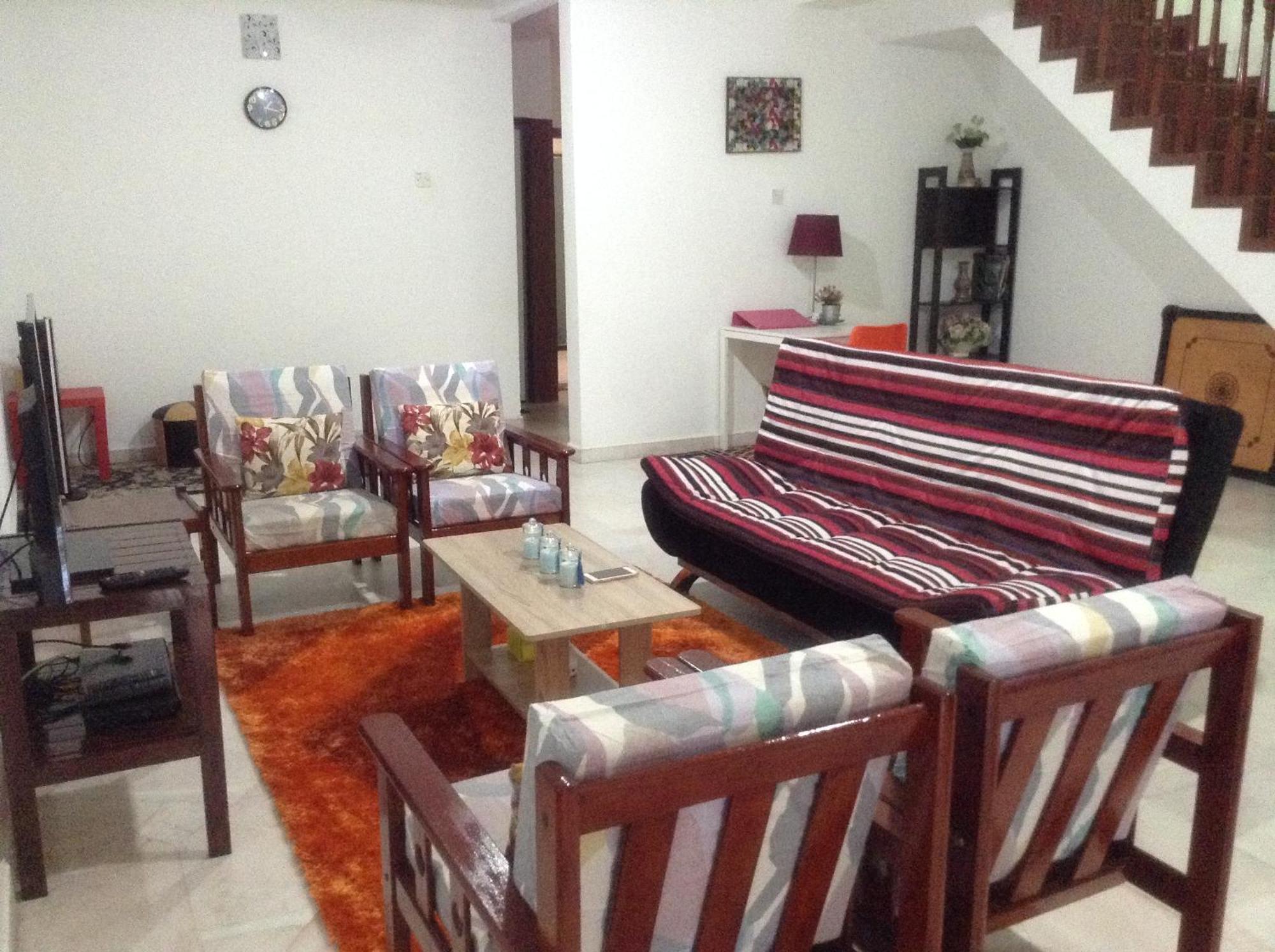 Rb Double Storey Bandar Tasik Selatan Homestay Kuala Lumpur Exterior foto